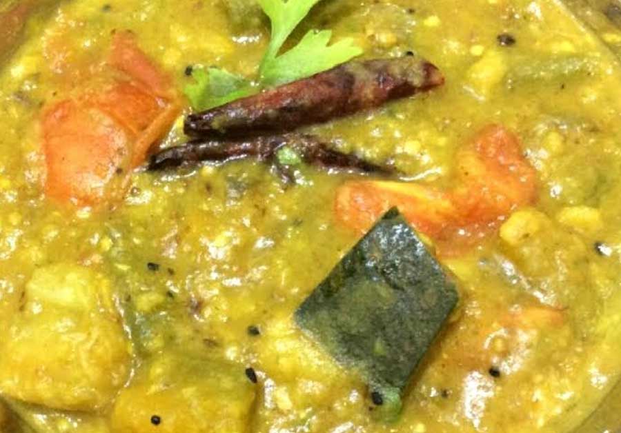 Delicious Dalma Lentils and Vegetable Curry