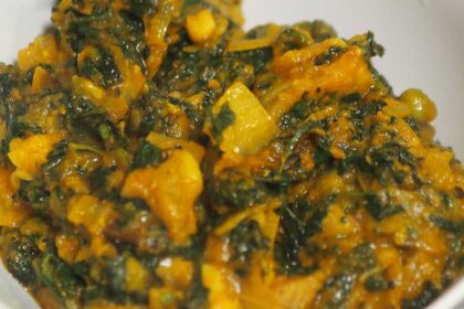 Read more about the article Saagwala | Spinach Inspired Spicy Indian Curry